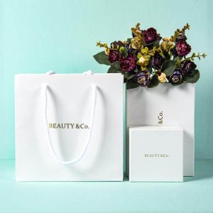 χονδρικής λευκή επαναχρησιμοποιήσιμη τσάντα για ψώνια προσαρμοσμένη πολυτελής χριστουγεννιάτικη συσκευασία τσάντες δώρου kraft χάρτινες τσάντες 2