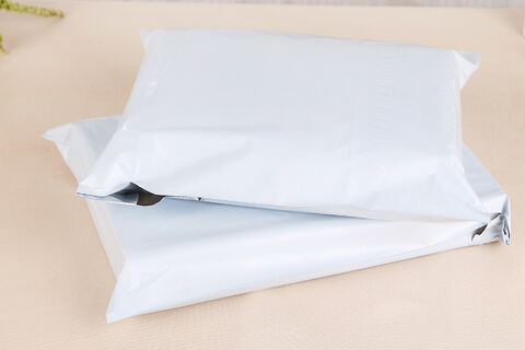 groothandel verzendbenodigdheden - poly mailers en enveloppen