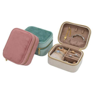 high end best sell girls velvet small watch organizer portable joyero jewellery gift box travel jewelry case 1