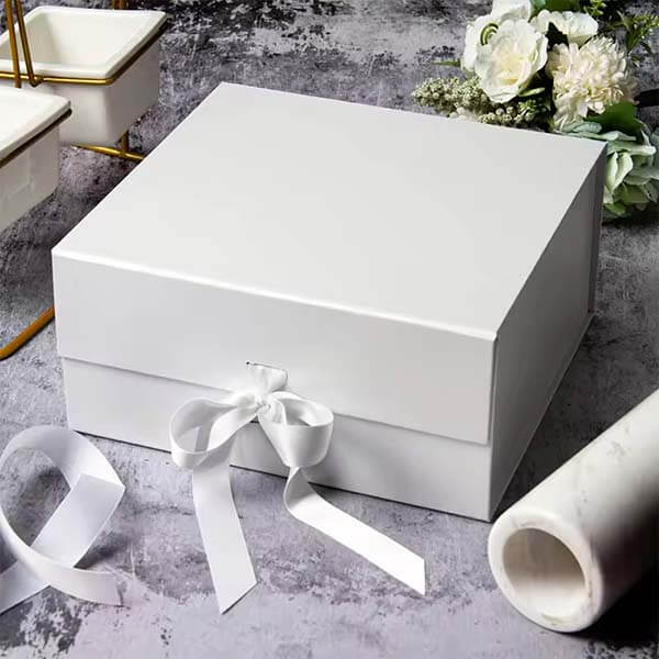 magnetic gift box with ribbon