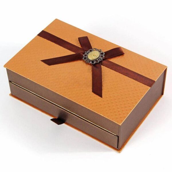 gold engagement personalized wedding chocolates favors classic signature cabinet luxury chocolate box 2