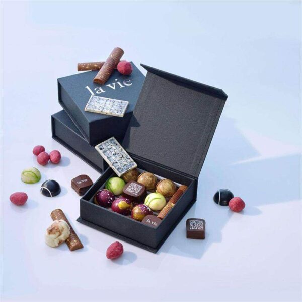 the industry wholesale price premium chocolate paper box custom or standard good price paper chocolate gift box 1