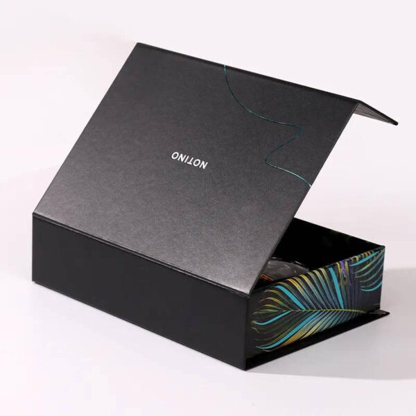 luxury perfume gift boxes with factory made hardcover cardboard paper packaging box black rigid magnetic gift box 4