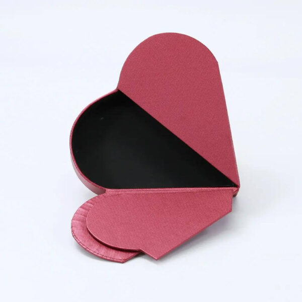 heart shaped paper box valentines red extra large luxury gift boxes with magnetic closure for christmas wedding gift chocolate 3