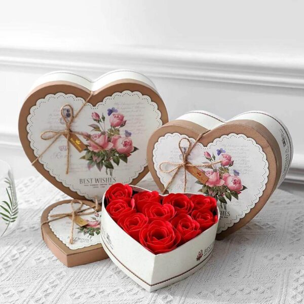 venta caliente navidad día de san valentín cajas de regalo en forma de corazón ronda víspera de navidad cajas de regalo personalizado diversos envases 5