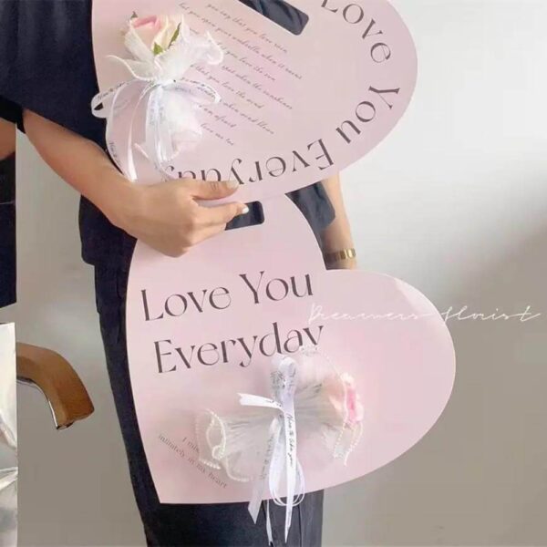 genanvendeligt hjerteformet karton blomster valentinsæsker everyday love you mat laminering coating tube 3