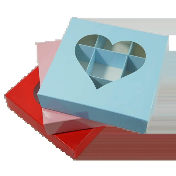 wholesale unique paper gift box with divider and clear heart shape window for packaging macarons chocolate candy diwali sweet 2