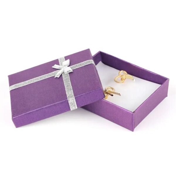 hot selling white color sponge filled cardboard small bracelet box handmade paper bracelet gift box with custom logo printed 3